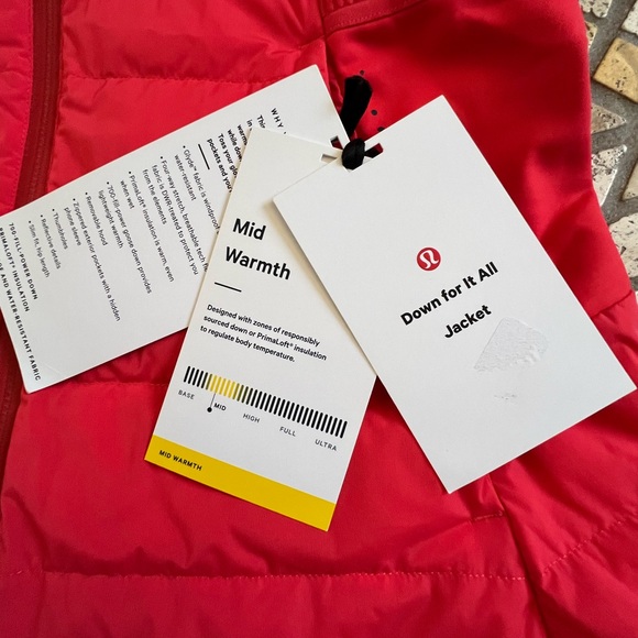 NWT lululemon down for it all jacket 8 red - Picture 11 of 16